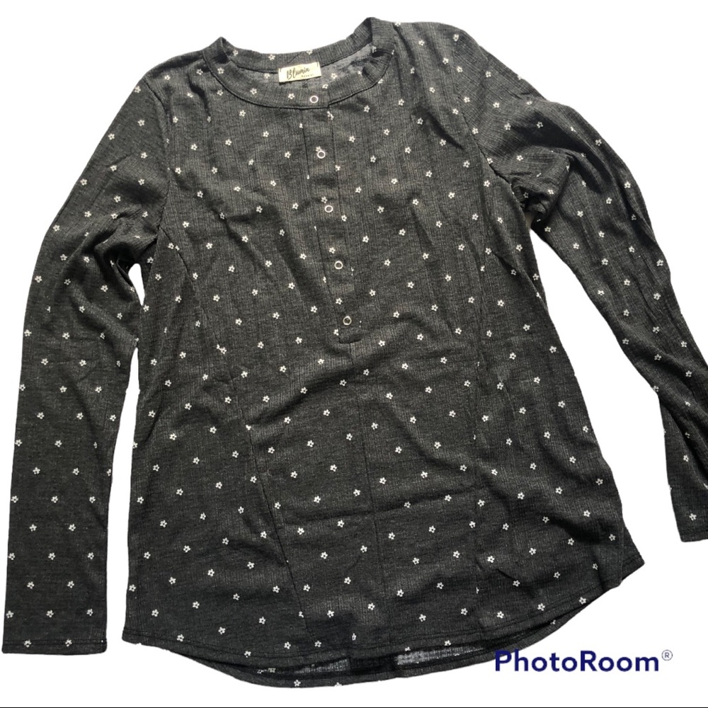NWOT Blumin 1XL long-sleeve Henley top